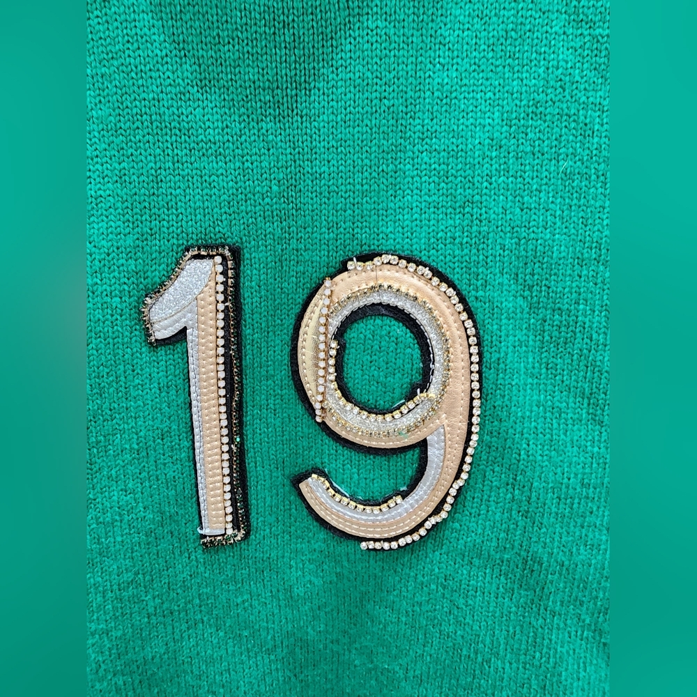 New Chanel Sweater Shirt Top, size 40, Cashmere, Green. - Picture 4 of 16